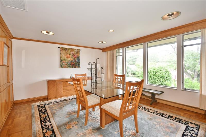 218 Tech Road Pittsburgh, PA 15205 - Photo 5 of 25 Gallery Image 5