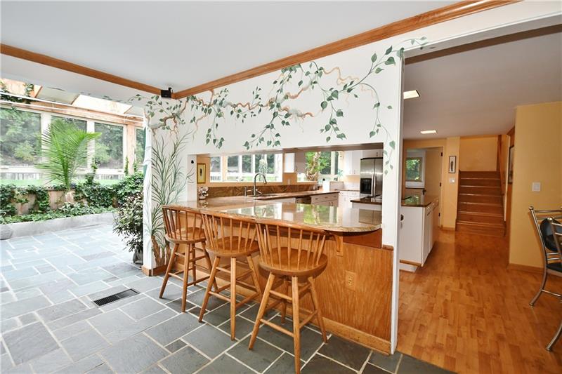 218 Tech Road Pittsburgh, PA 15205 - Photo 7 of 25 Gallery Image 7