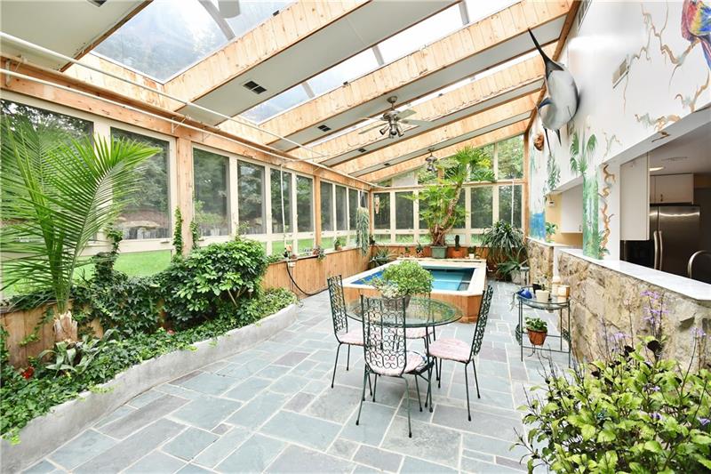 218 Tech Road Pittsburgh, PA 15205 - Photo 10 of 25 Gallery Image 10