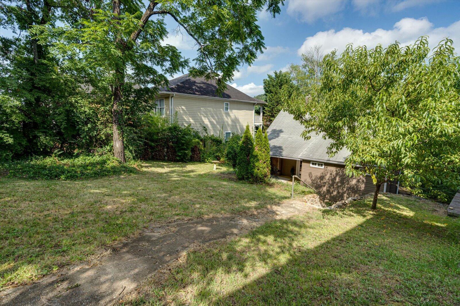 804 Dallas Road Chattanooga, TN 37405 - Photo 33 of 47 33-804 Dallas Rd-32