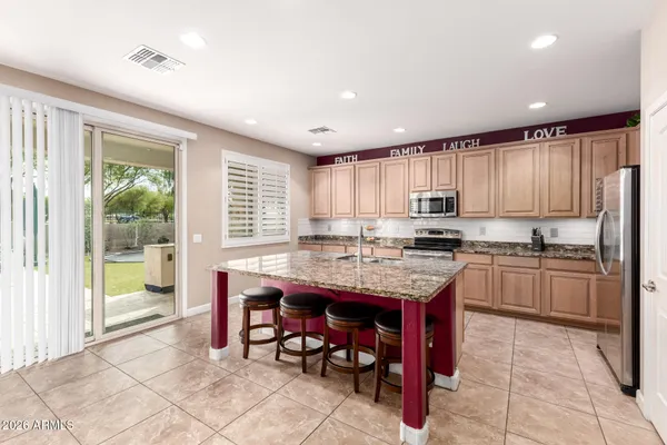 $925,000 | 535 East Jordan Drive, Gilbert, AZ 85297