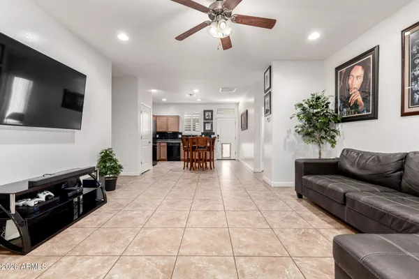 $925,000 | 535 East Jordan Drive, Gilbert, AZ 85297