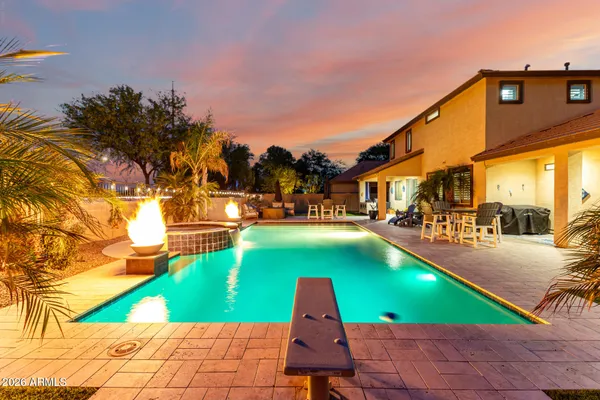 $925,000 | 535 East Jordan Drive, Gilbert, AZ 85297