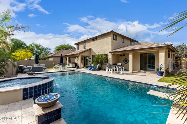 $925,000 | 535 East Jordan Drive, Gilbert, AZ 85297