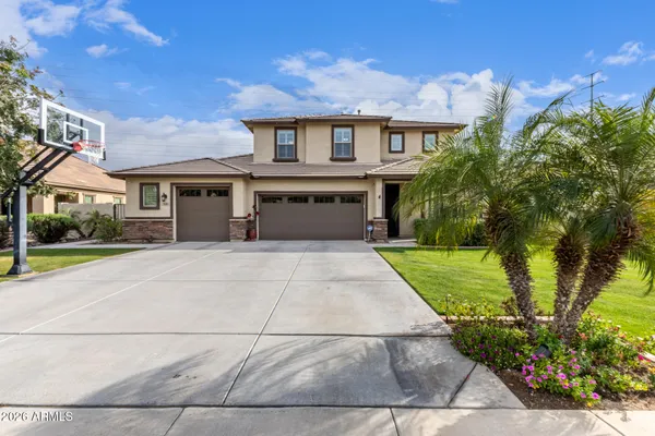 $925,000 | 535 East Jordan Drive, Gilbert, AZ 85297