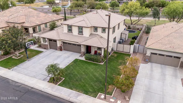 $925,000 | 535 East Jordan Drive, Gilbert, AZ 85297