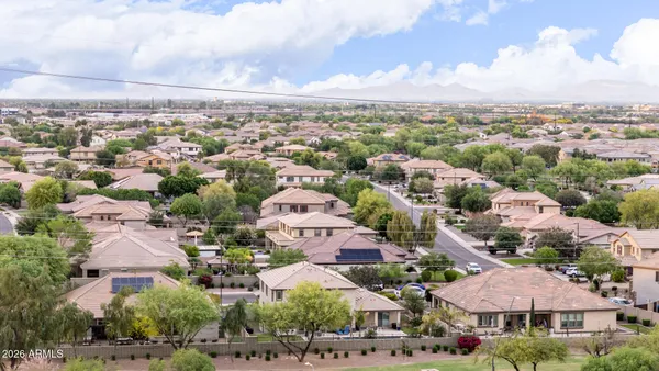 $925,000 | 535 East Jordan Drive, Gilbert, AZ 85297