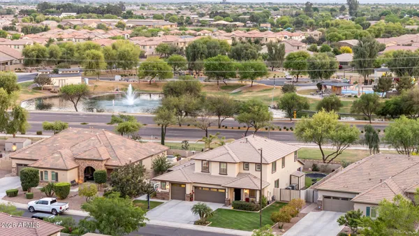 $925,000 | 535 East Jordan Drive, Gilbert, AZ 85297