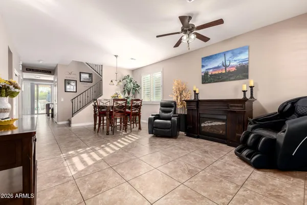 $925,000 | 535 East Jordan Drive, Gilbert, AZ 85297