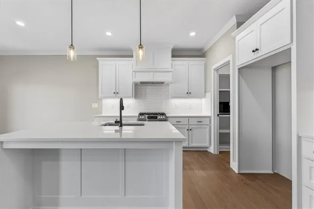 $489,927 | 25056 West 94th Terrace, Lenexa, KS 66227