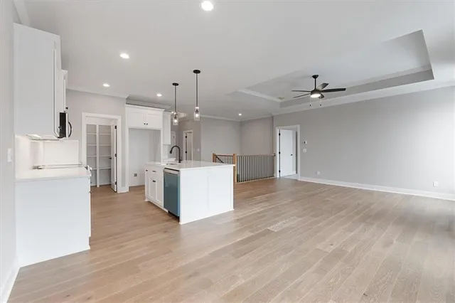 $489,927 | 25056 West 94th Terrace, Lenexa, KS 66227