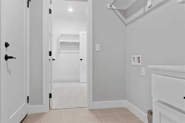 $489,927 | 25056 West 94th Terrace, Lenexa, KS 66227