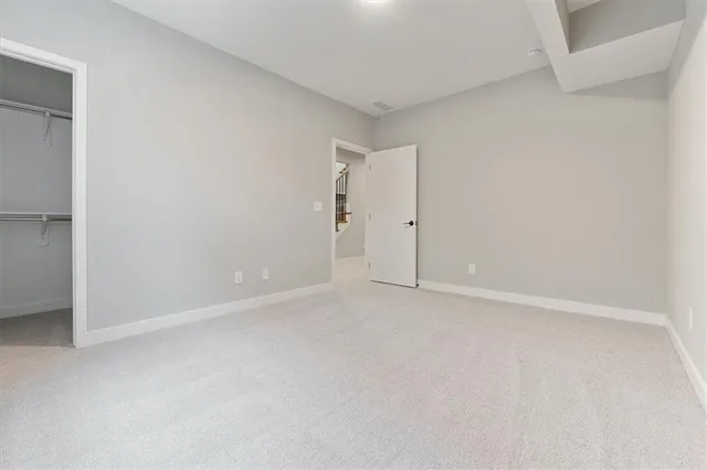 $489,927 | 25056 West 94th Terrace, Lenexa, KS 66227