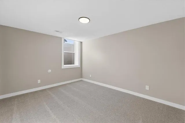 $489,927 | 25056 West 94th Terrace, Lenexa, KS 66227