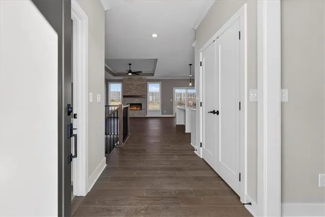 $489,927 | 25056 West 94th Terrace, Lenexa, KS 66227