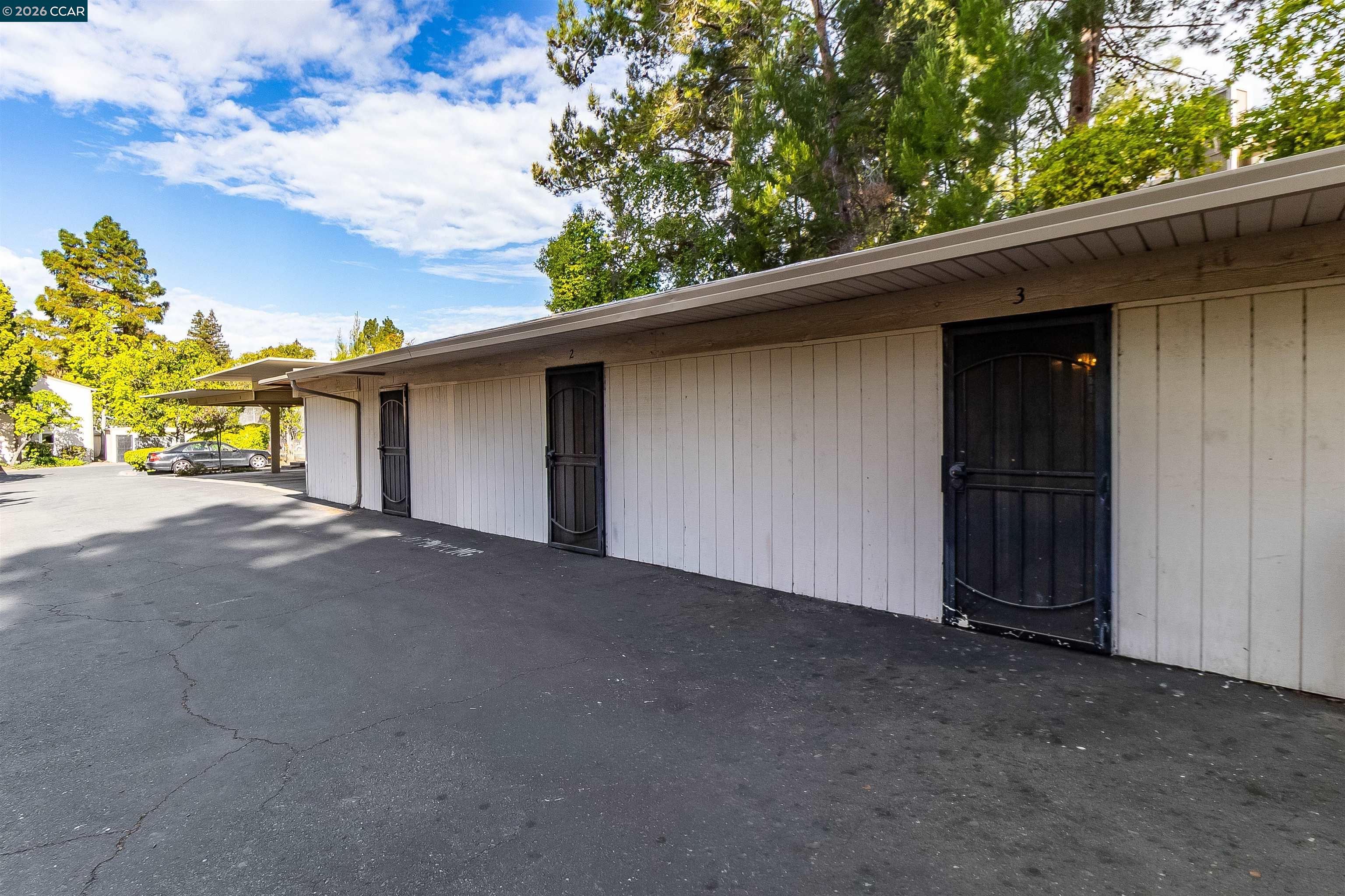 375 Camelback Road, Unit 4 Pleasant Hill, CA 94523 - Photo 31 of 49