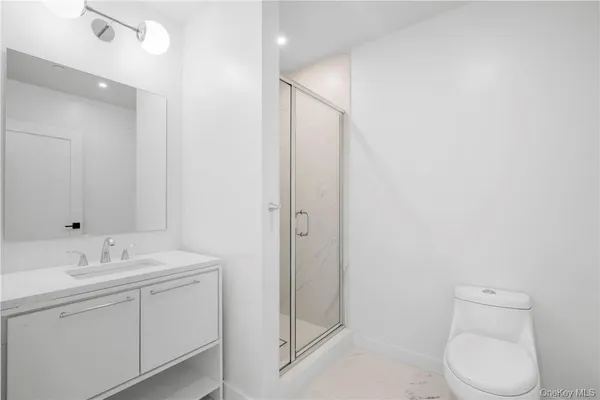 $3,825 | 139 Fifth Avenue, Unit 3E, Pelham, NY 10803