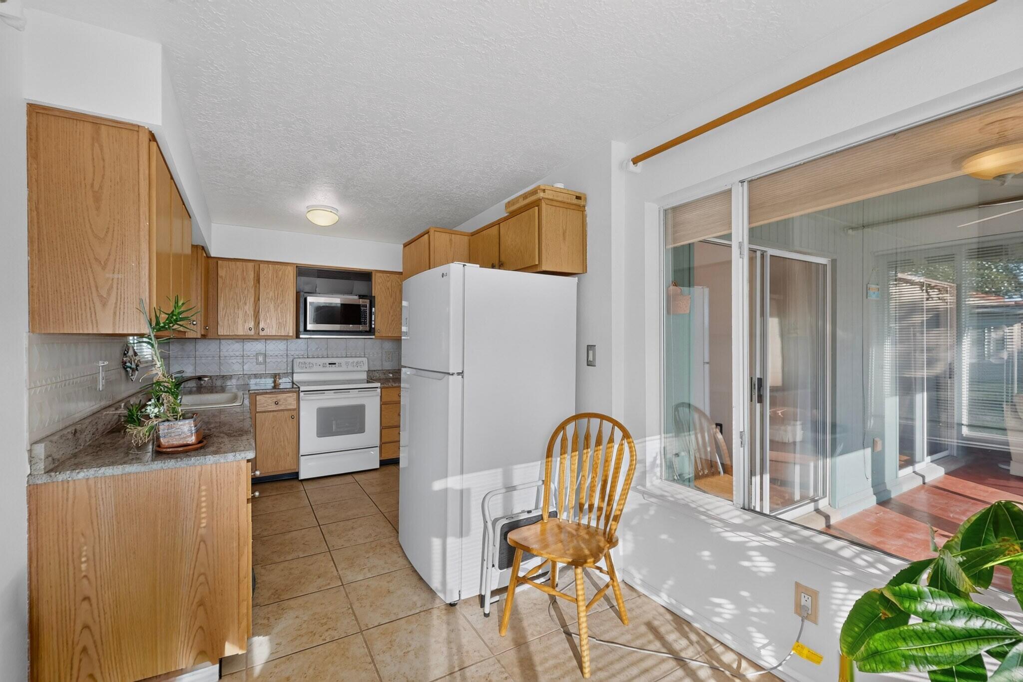628 Eastlake Drive Southeast Rio Rancho, NM 87124 - Photo 19 of 48 Gallery Image 19