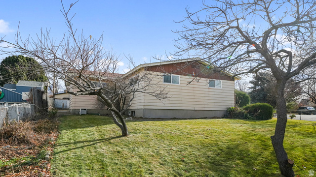 359 East 8400th Street South Sandy, UT 84070 - Photo 27 of 35 side and backyard