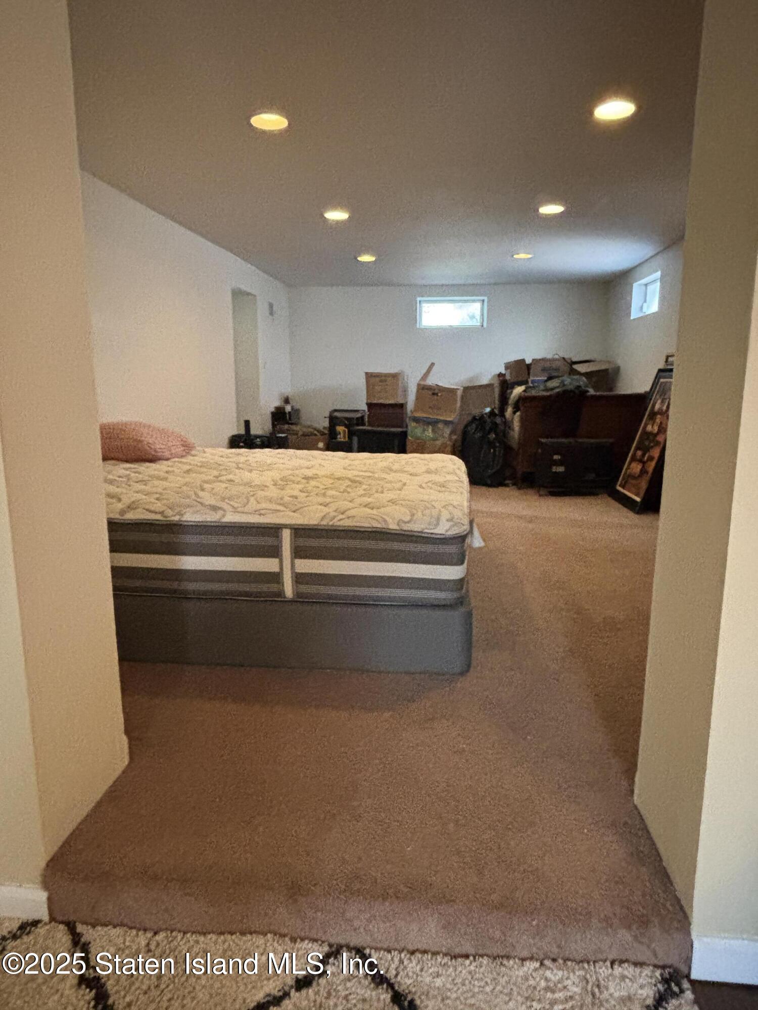 16 Ridgecrest Avenue Staten Island, NY 10312 - Photo 14 of 20 a view of living room with furniture