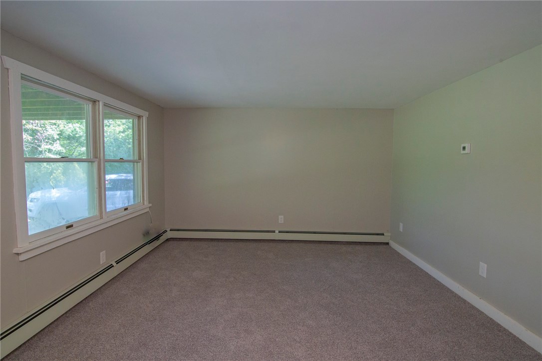 376 Shore Road Westerly, RI 02891 - Photo 21 of 32