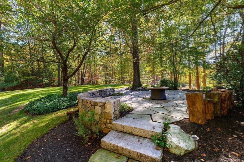101 Draper Road Wayland, MA 01778 - Photo 37 of 40 Gallery Image 37