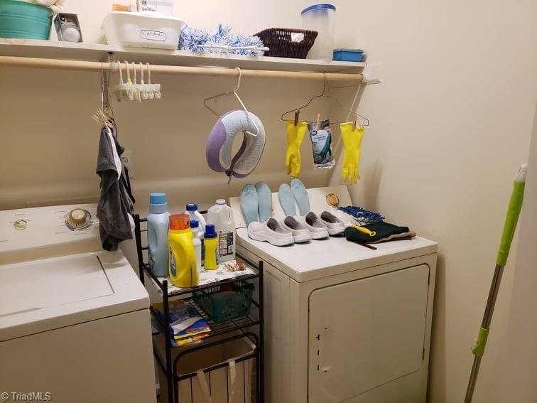 475 Ward Curry Road Lexington, NC 27292 - Photo 14 of 20 Spacious Laundry room