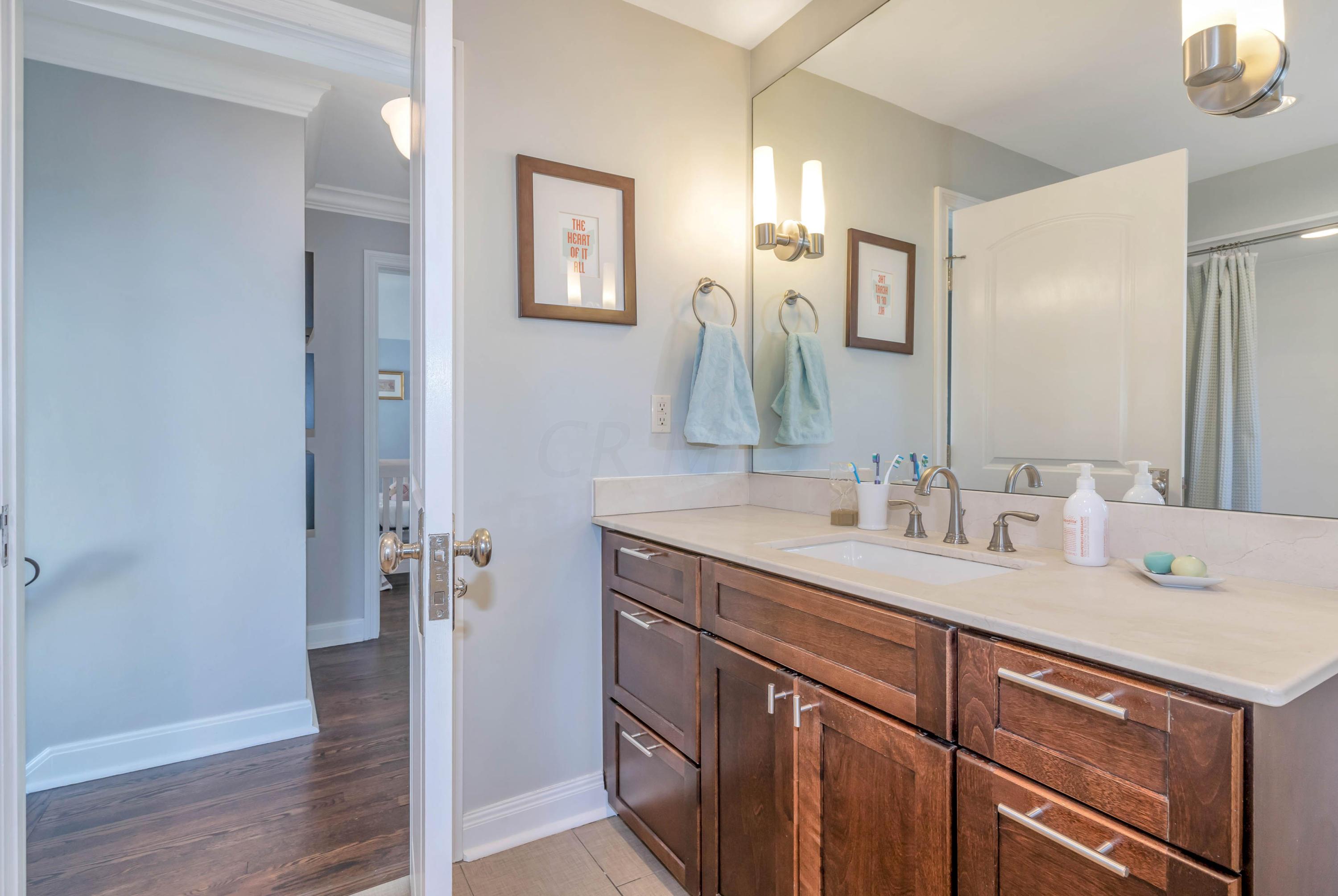 2661 Berwyn Road Columbus, OH 43221 - Photo 22 of 29