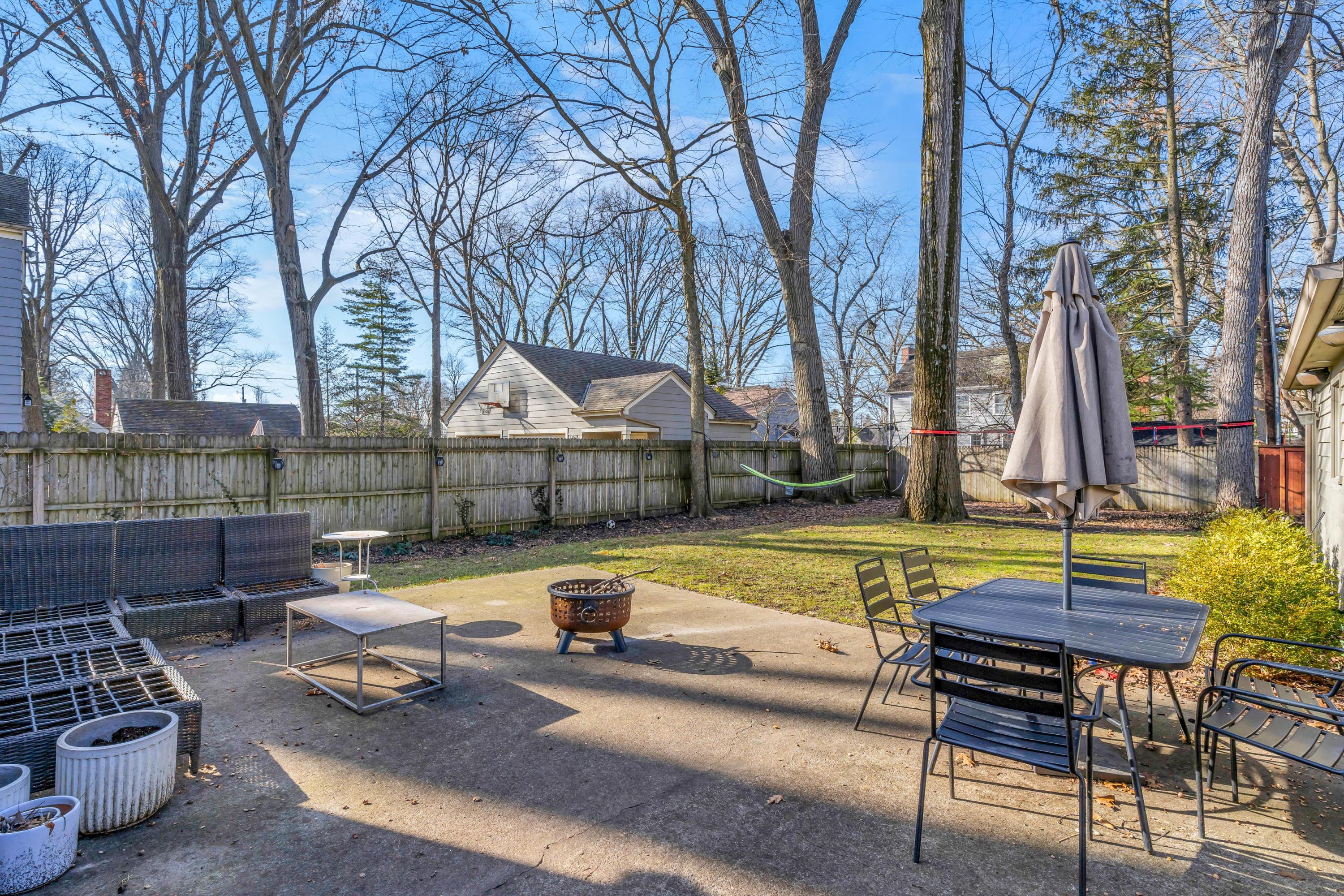 2661 Berwyn Road Columbus, OH 43221 - Photo 24 of 29
