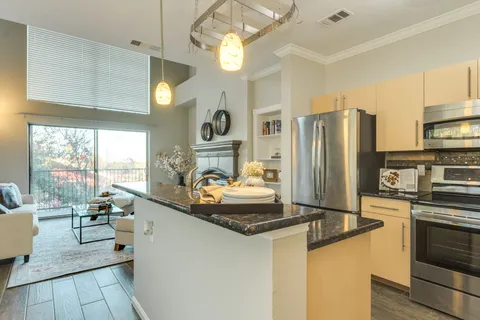 $374,999 | 11203 Ranch Road 2222, Unit 901, Austin, TX 78732