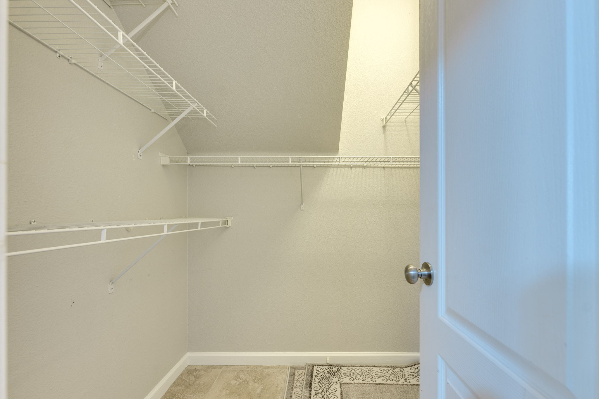 11203 Ranch Road 2222, Unit 901 Austin, TX 78732 - Photo 33 of 40 View of spacious closet