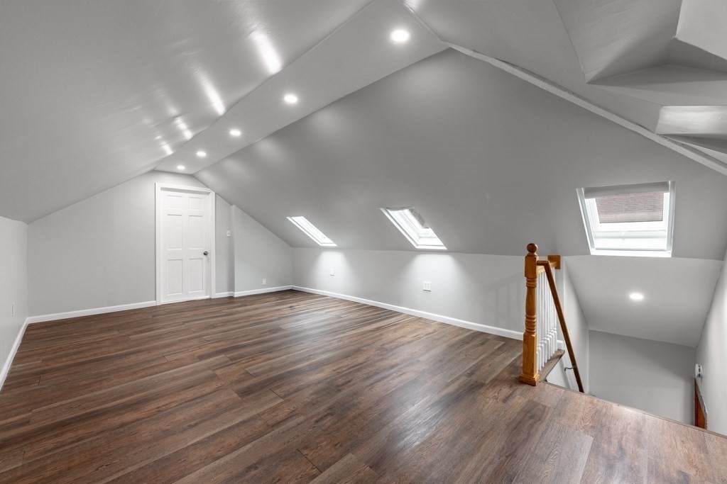 29 Laurel Road Milton, MA 02186 - Photo 10 of 25 Gallery Image 10