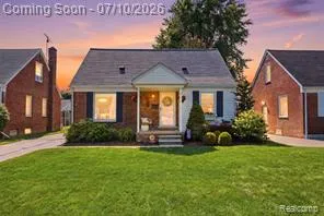 $410,000 | 2129 North Connecticut Avenue, Royal Oak, MI 48073