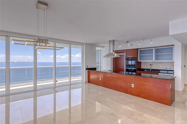 $2,299,000 | 1830 South Ocean Drive, Unit 4601, Hallandale Beach, FL 33009
