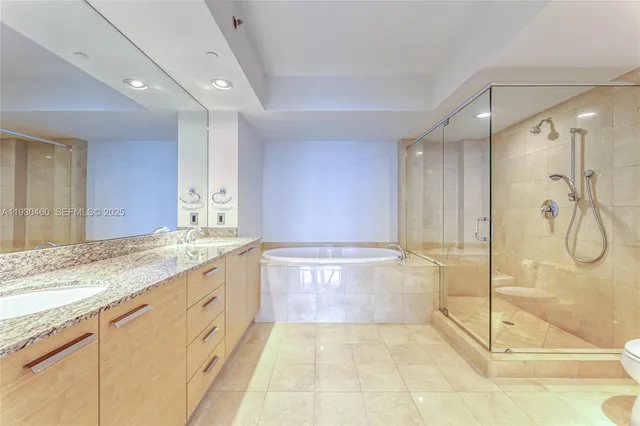 $2,299,000 | 1830 South Ocean Drive, Unit 4601, Hallandale Beach, FL 33009