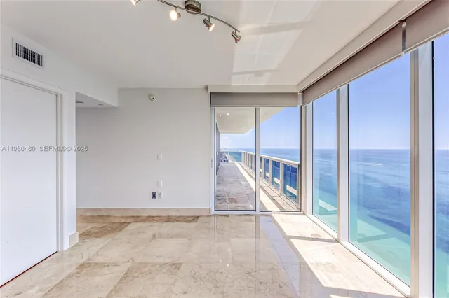 $2,299,000 | 1830 South Ocean Drive, Unit 4601, Hallandale Beach, FL 33009