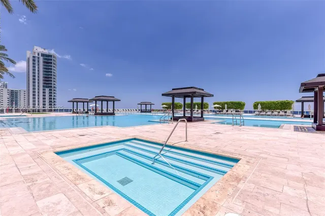 $2,299,000 | 1830 South Ocean Drive, Unit 4601, Hallandale Beach, FL 33009
