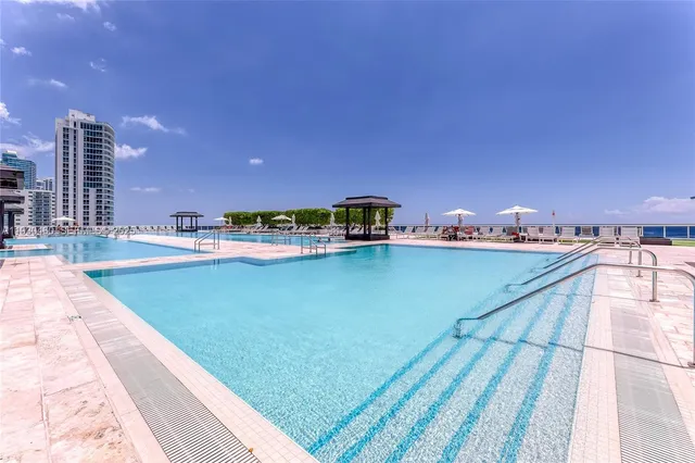 $2,299,000 | 1830 South Ocean Drive, Unit 4601, Hallandale Beach, FL 33009