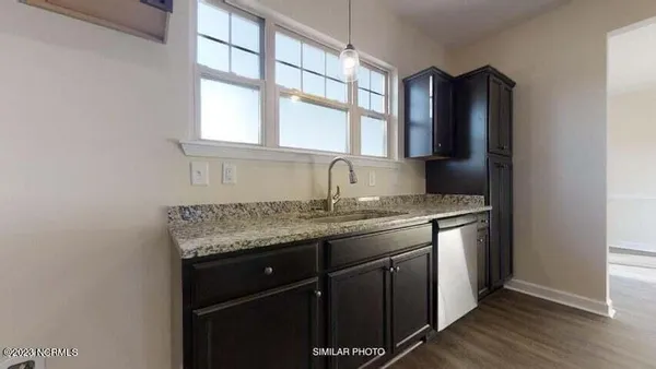 $364,900 | 124 Woodford Drive, Jacksonville, NC 28540