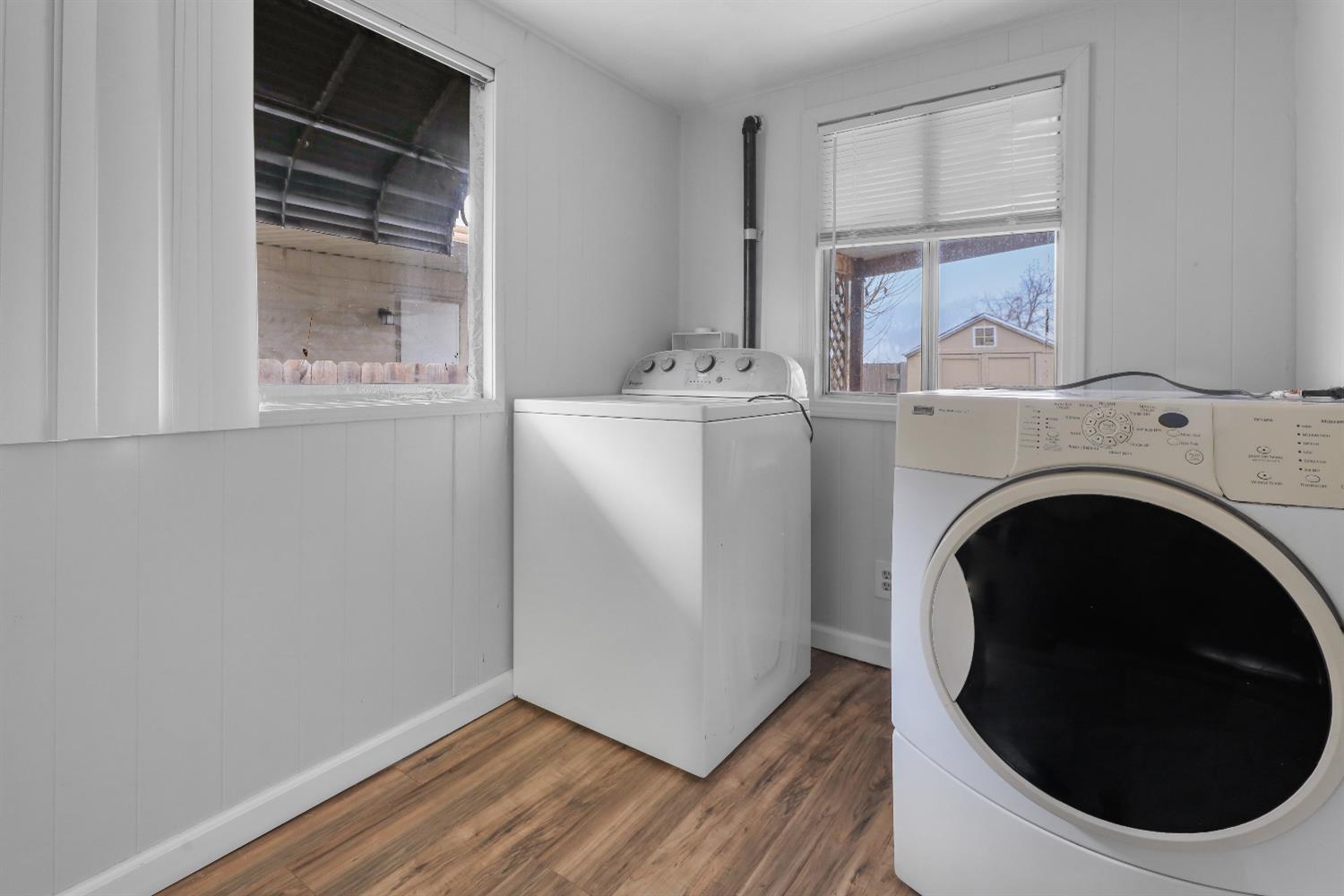 19142 North Jack Tone Road, Unit 34 Lockeford, CA 95237 - Photo 21 of 21 a utility room with dryer and washer