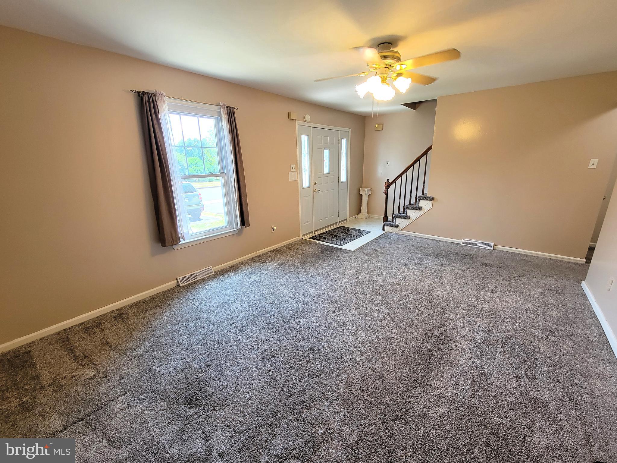 3232 Roxbury Road Hatfield, PA 19440 - Photo 4 of 31