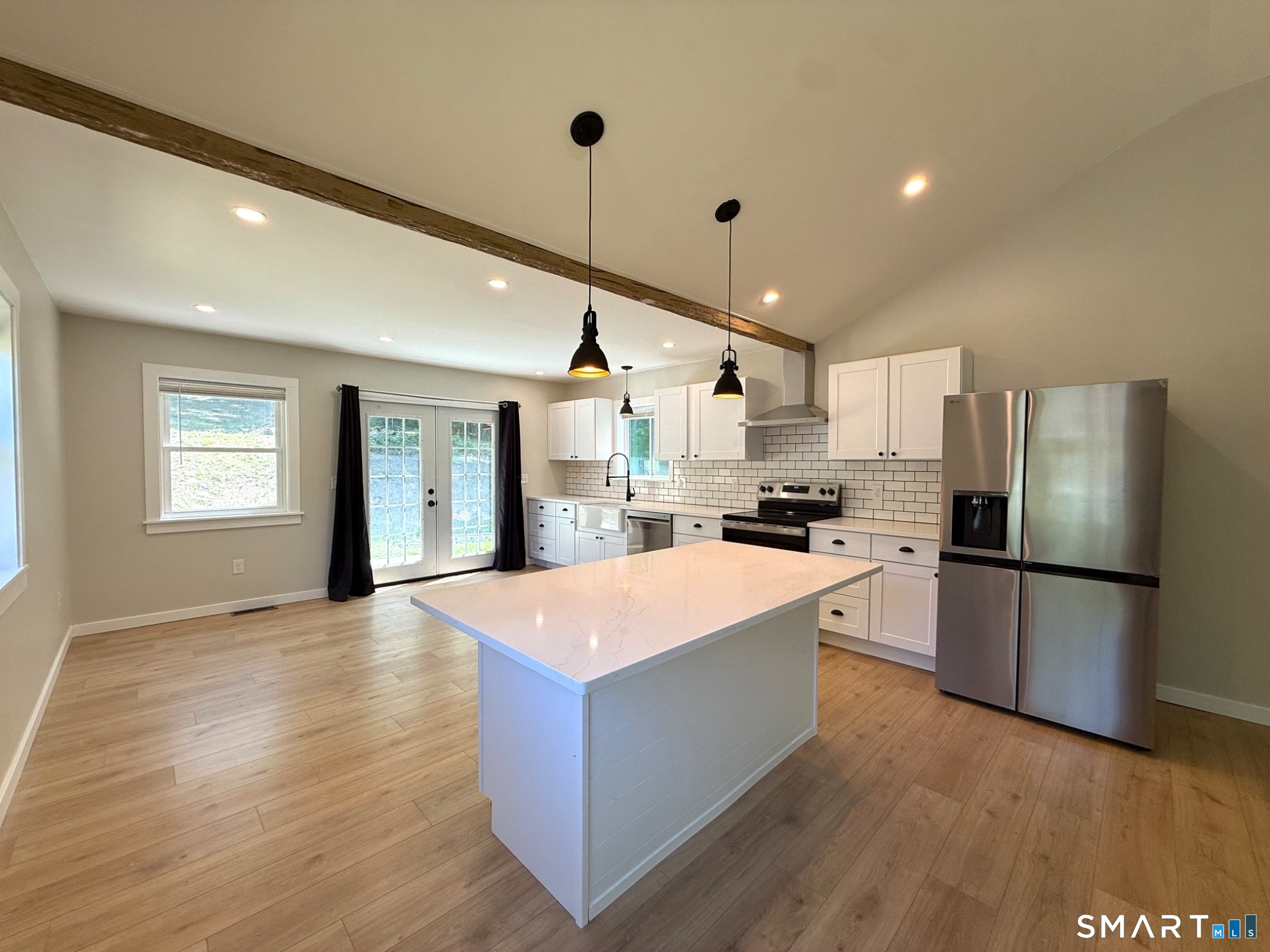 8 Rustic Road Ridgefield, CT 06877 - Photo 6 of 20