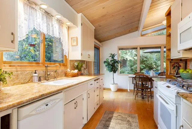 $1,125,000 | 951 Jenny Way, Felton, CA 95018