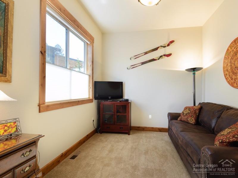 60445 Snap Shot Loop Bend, OR 97702 - Photo 17 of 24 Additional Photo