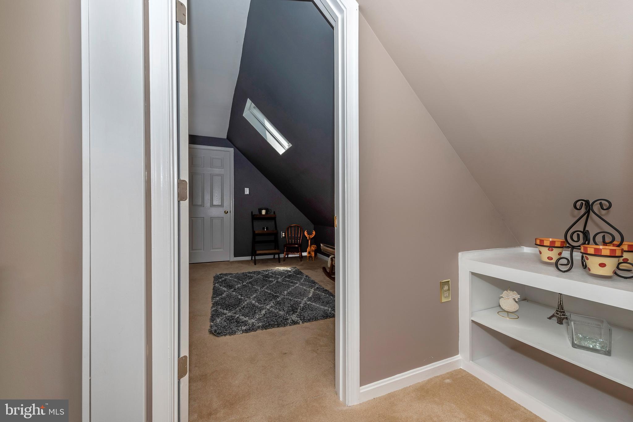 14010 Harrisville Road Mount Airy, MD 21771 - Photo 34 of 62 Upstairs hall