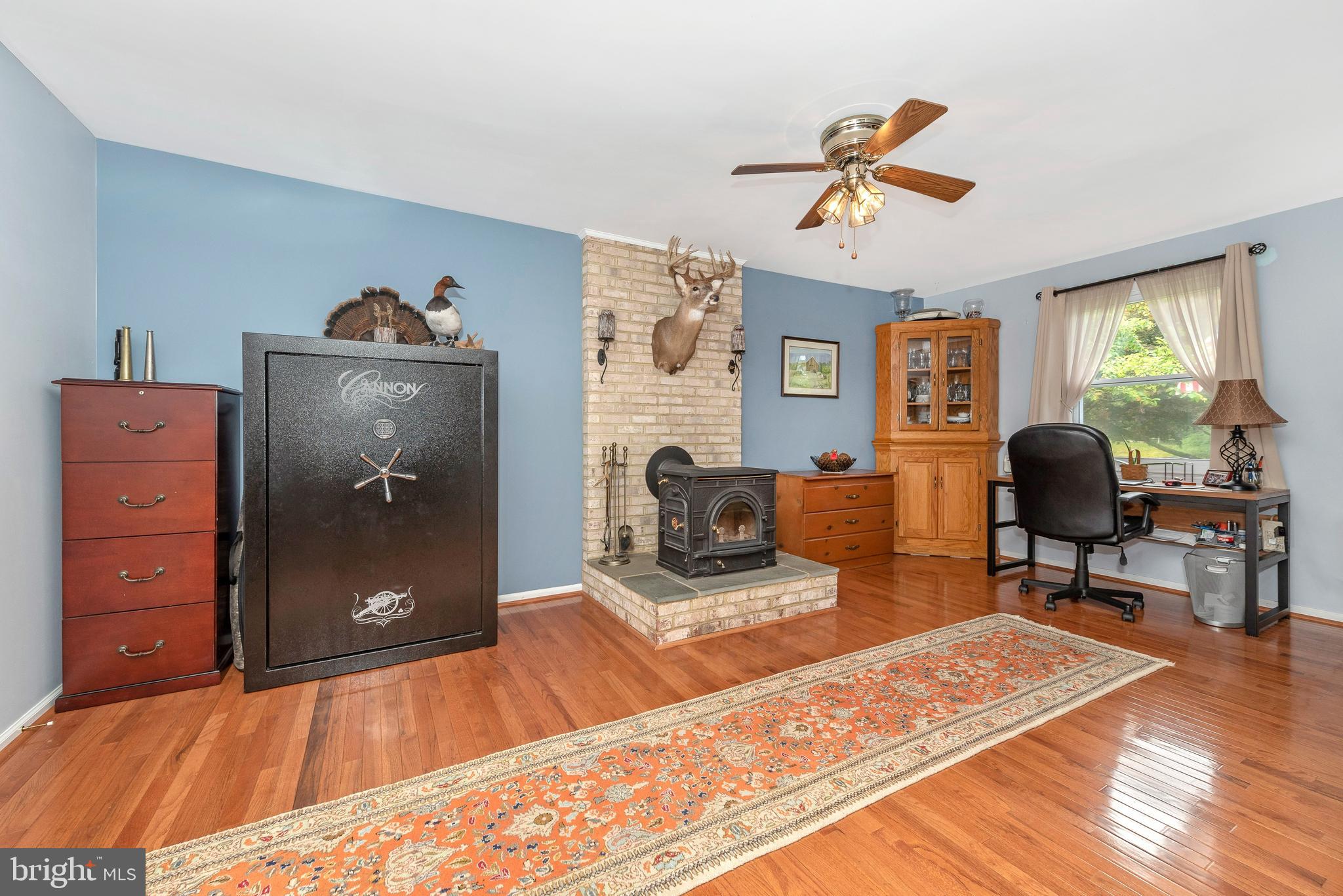 14010 Harrisville Road Mount Airy, MD 21771 - Photo 5 of 62