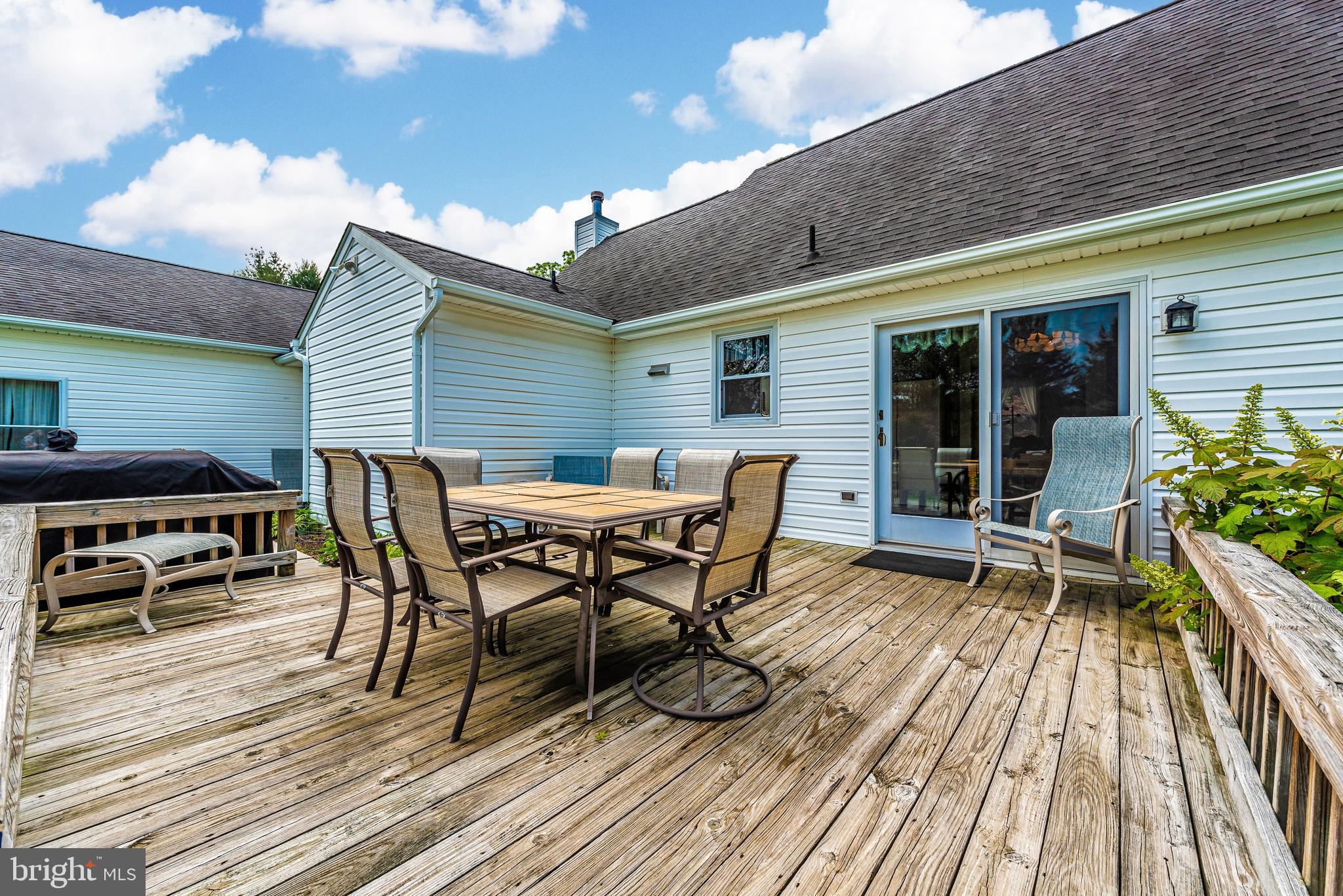14010 Harrisville Road Mount Airy, MD 21771 - Photo 45 of 62 deck
