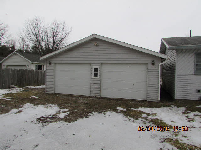 22 West Beaver Road Kawkawlin, MI 48631 - Photo 8 of 13