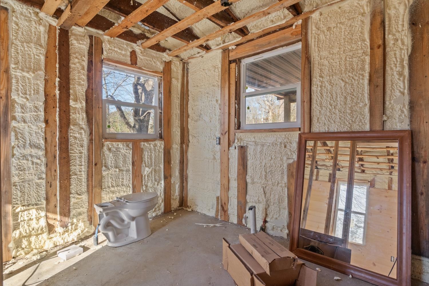 70 Old Bruceton Road Bruceton, TN 38317 - Photo 14 of 33 a living room with furniture and a window