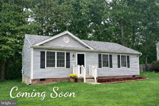 $369,000 | 11900 Hunting Ridge Drive, Fredericksburg, VA 22407